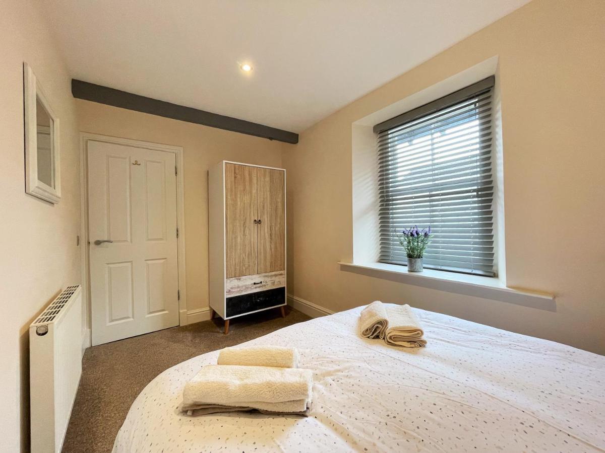 Arthurs Cottage -Charming Courtyard Cottage In The Heart Of Kendal, The Lake District ภายนอก รูปภาพ